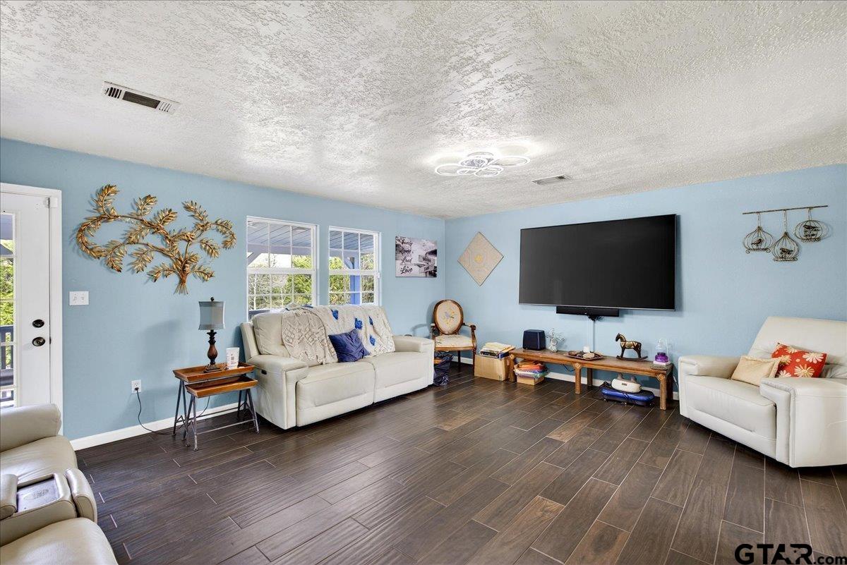 2375 County Road 3282