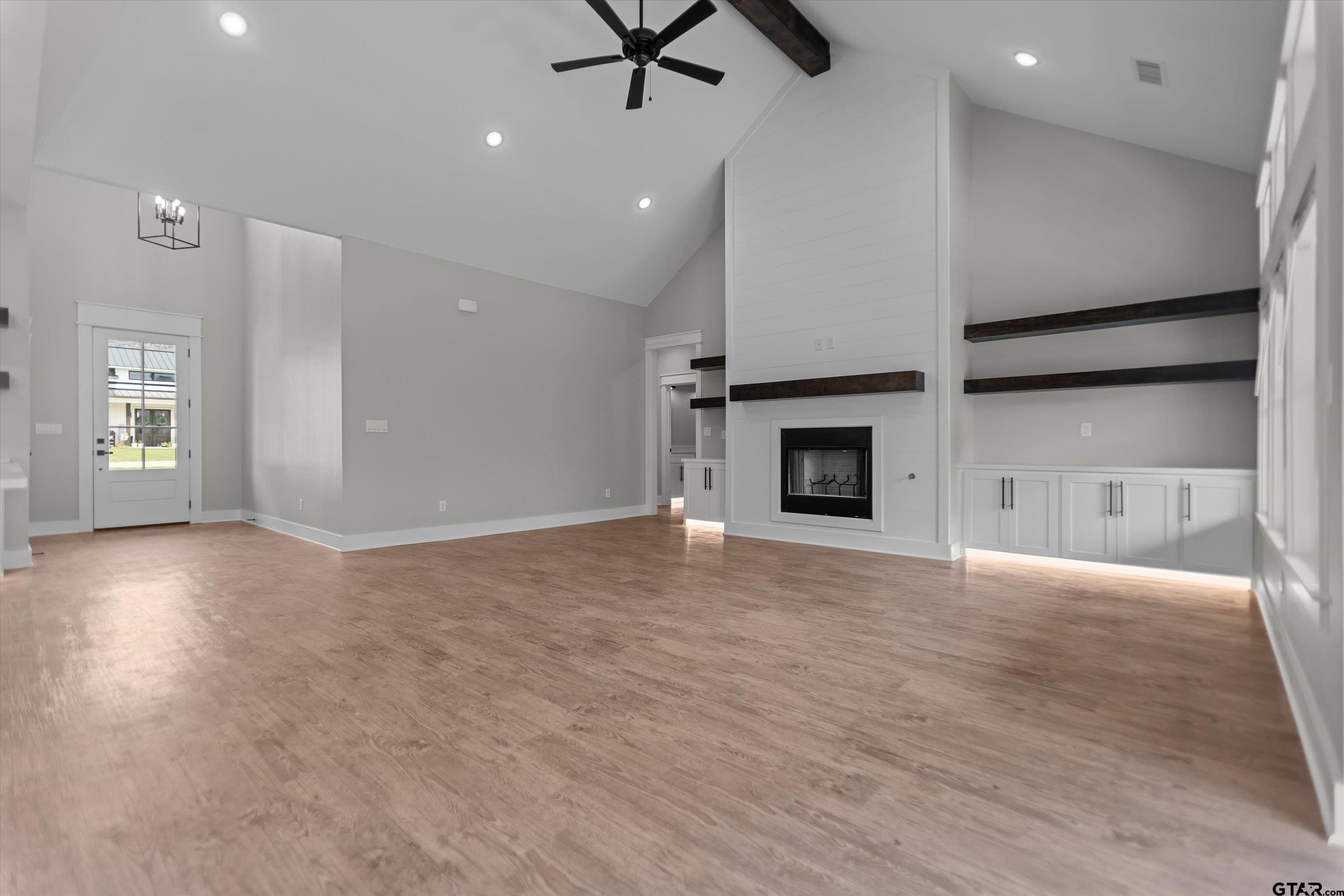 12464 Maplewood Drive