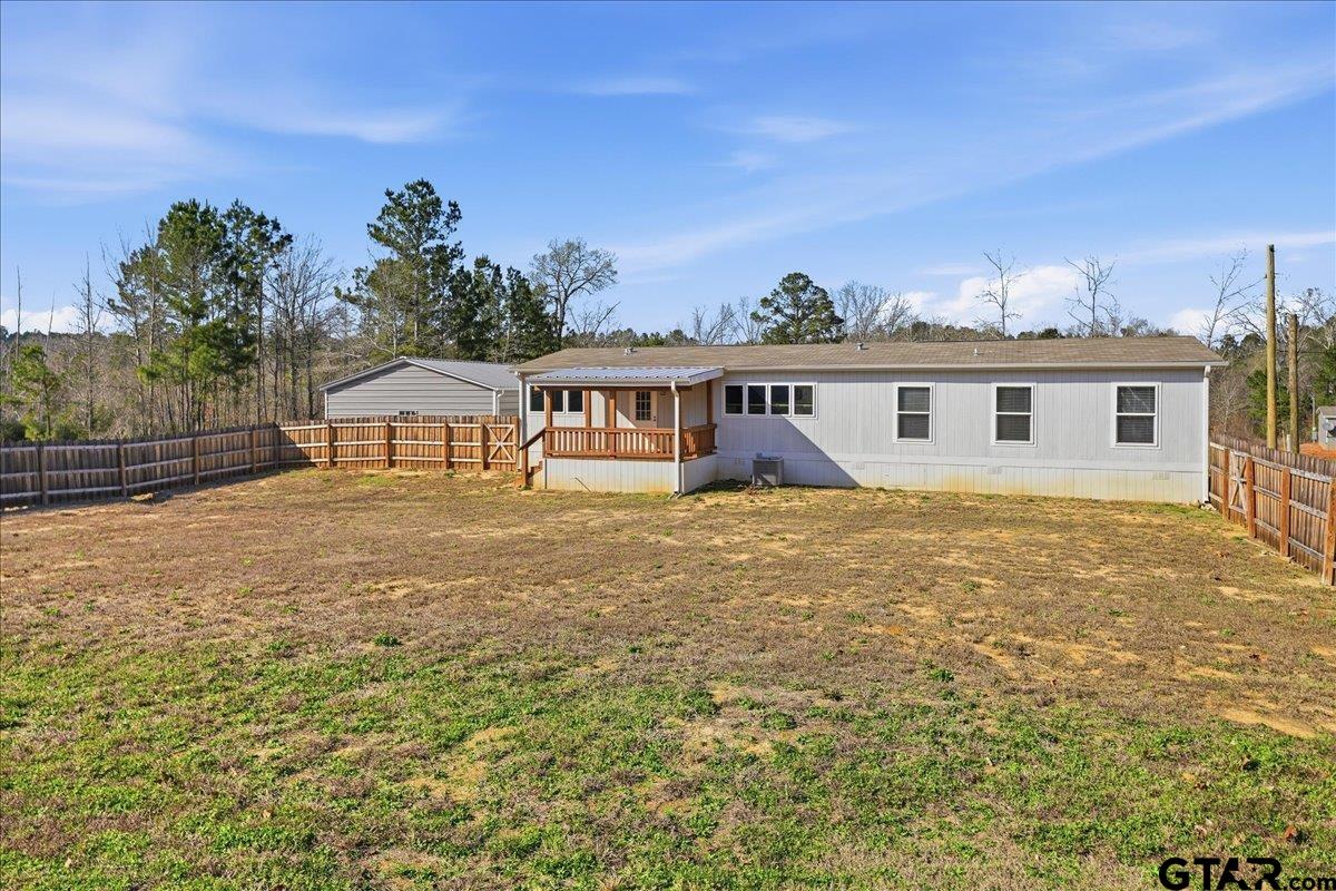 116 Private Road 1500