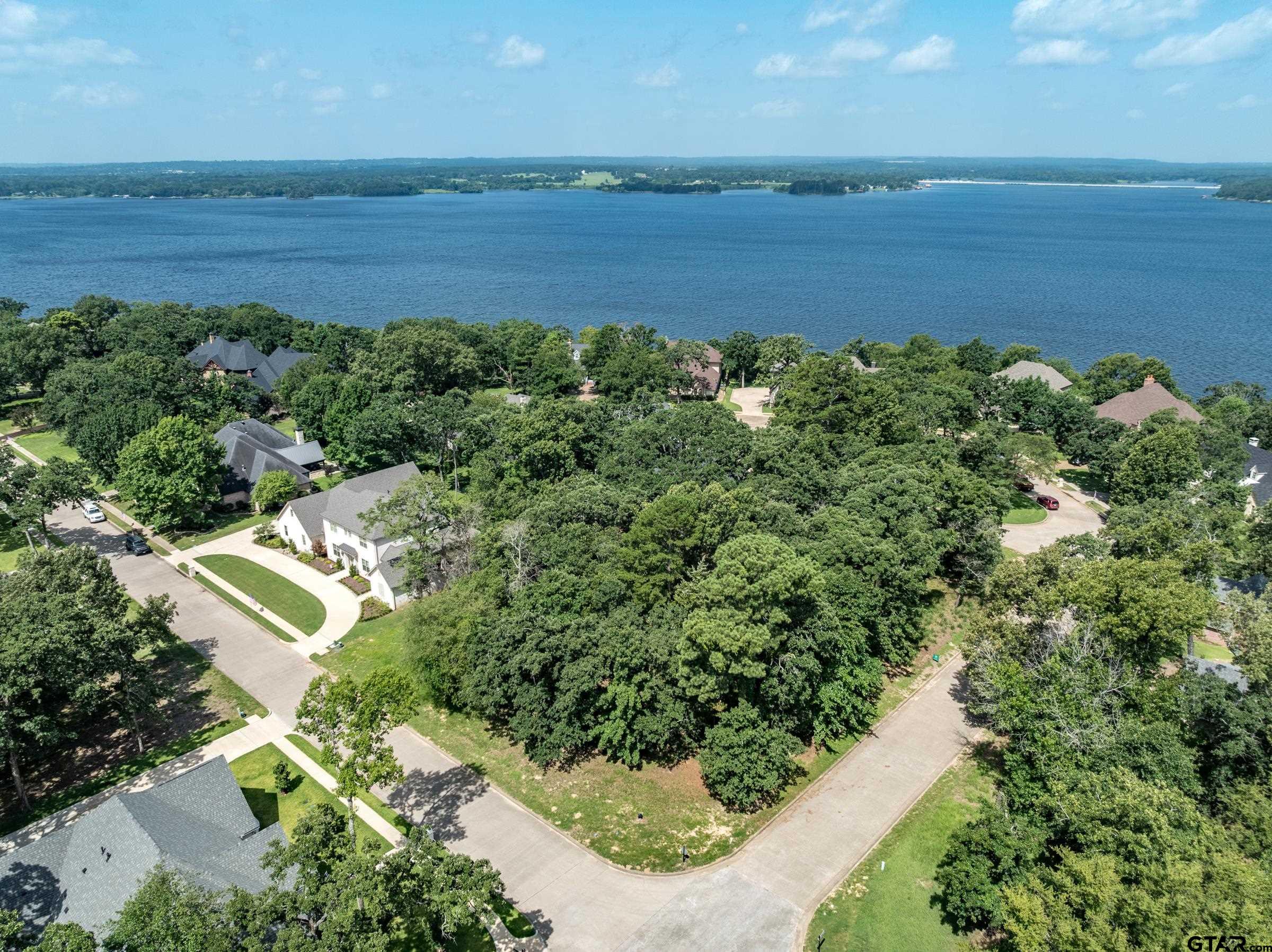 160 S EAGLES BLUFF BLVD