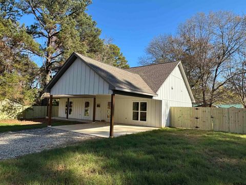 A home in Quitman