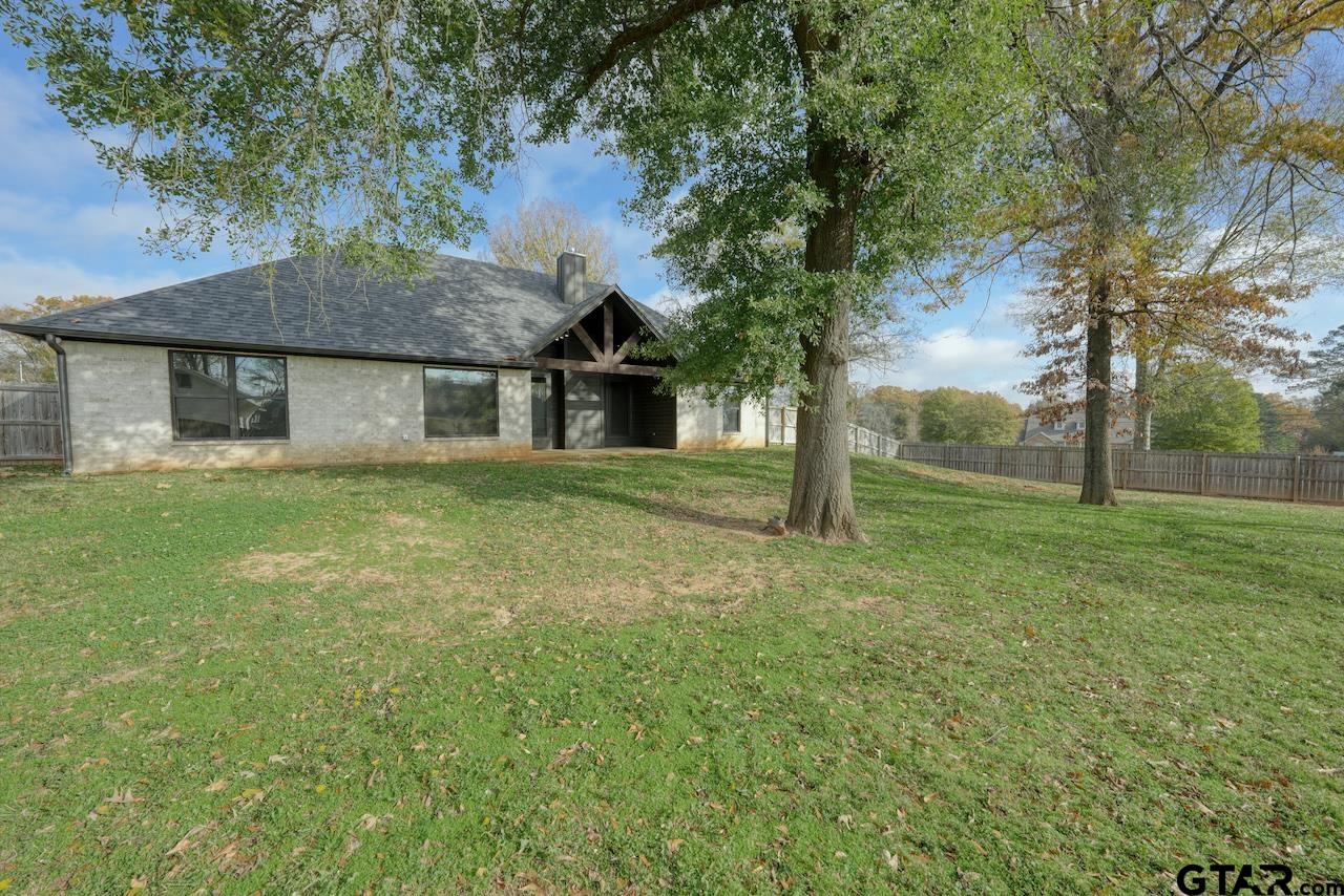 12109 Oak Grove
