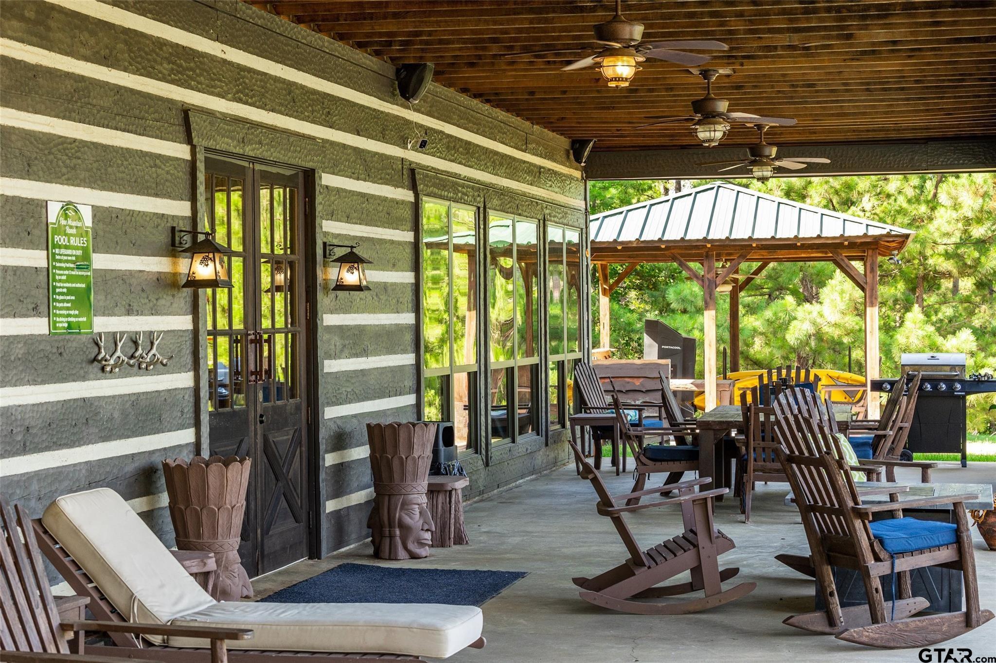 891 Private Road 8454