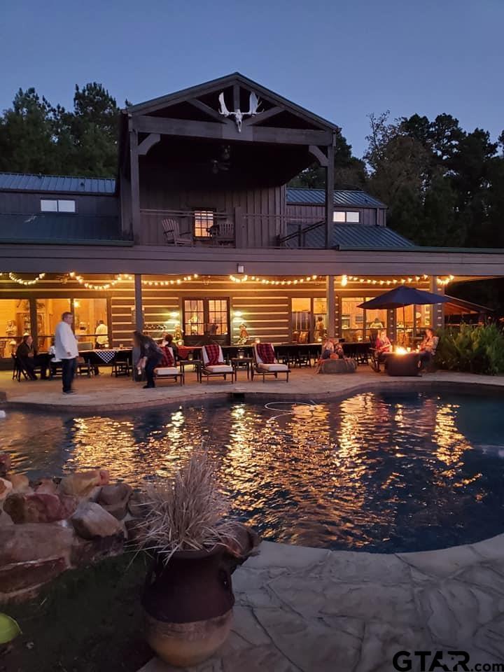 891 Private Road 8454