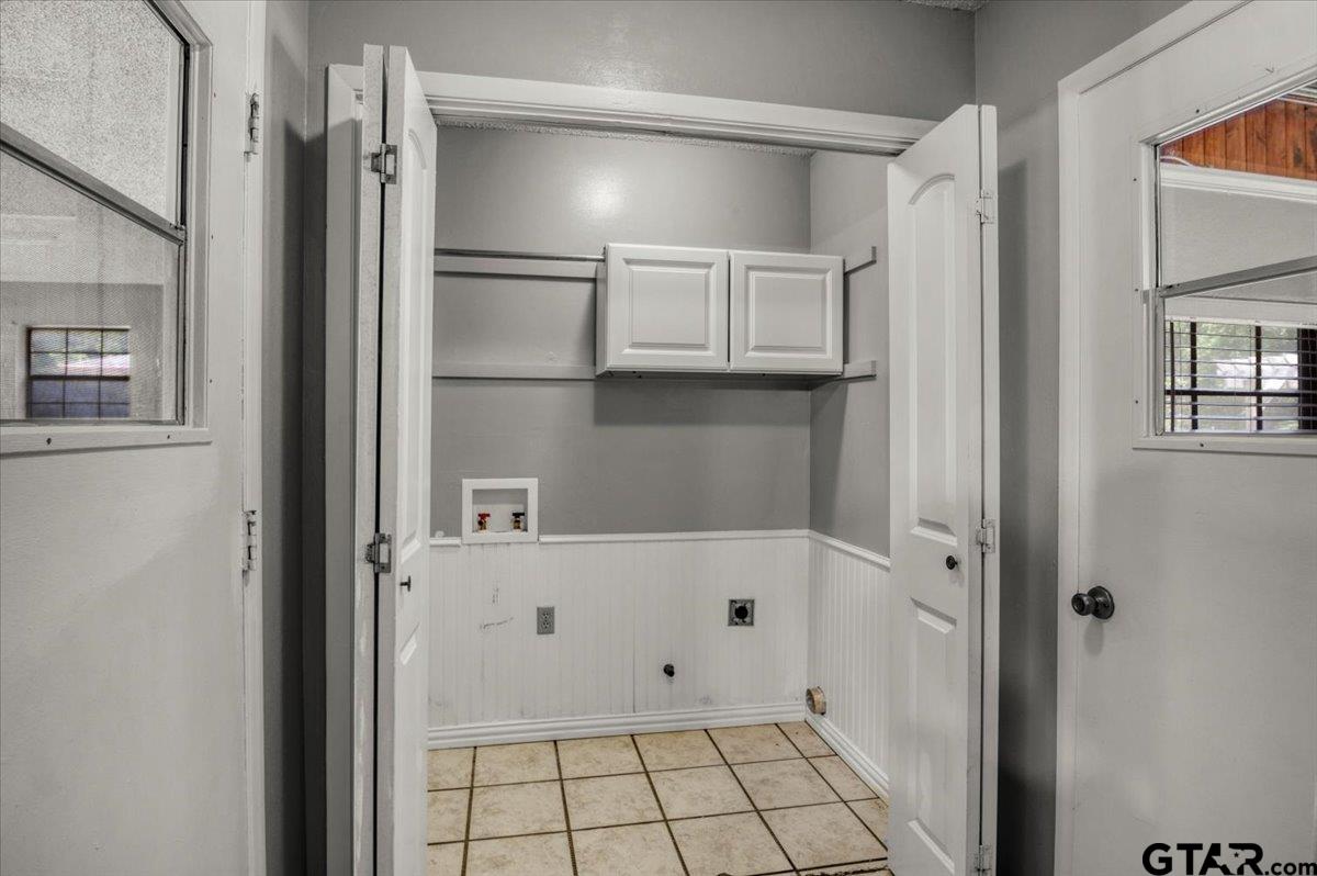 Troup, Texas 75789, United States, 3 Bedrooms Bedrooms, ,2 BathroomsBathrooms,Residential,Active,127751