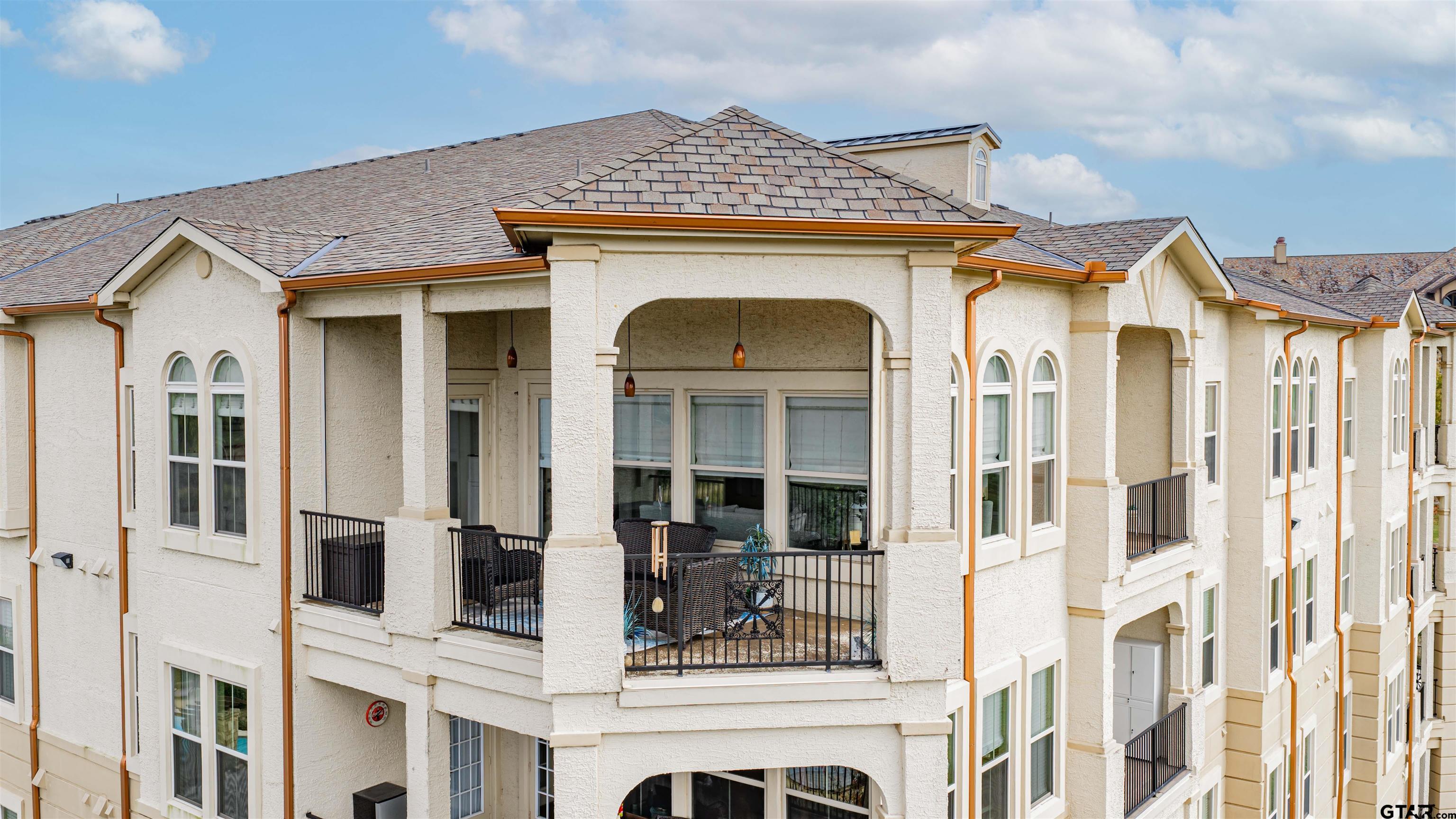 3367 Cascades Blvd. #125