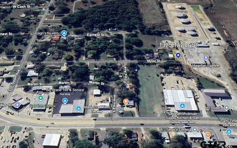 1325 Taylor St Mt Pleasant TX 75455