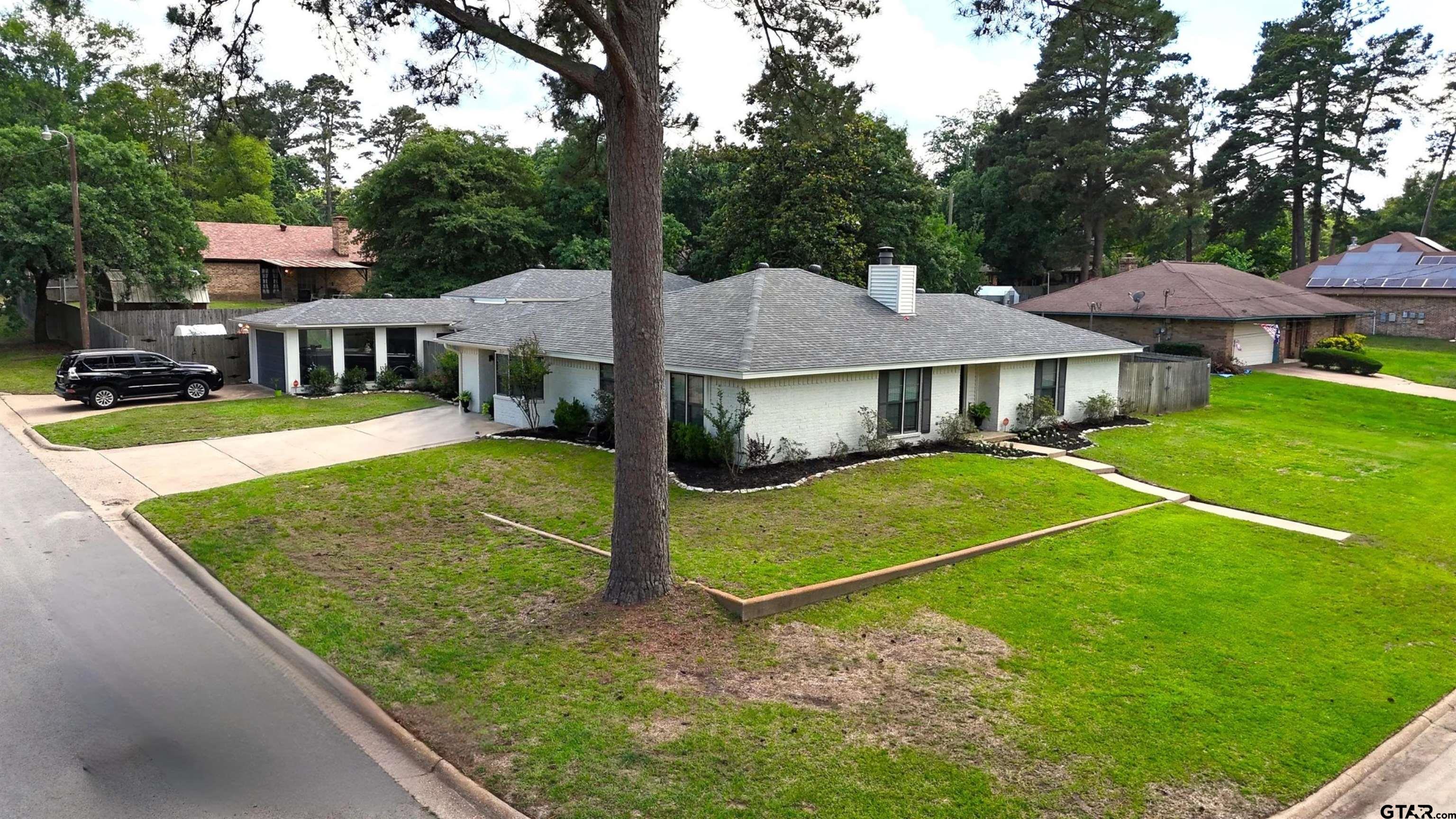 19017 Pinedale Circle