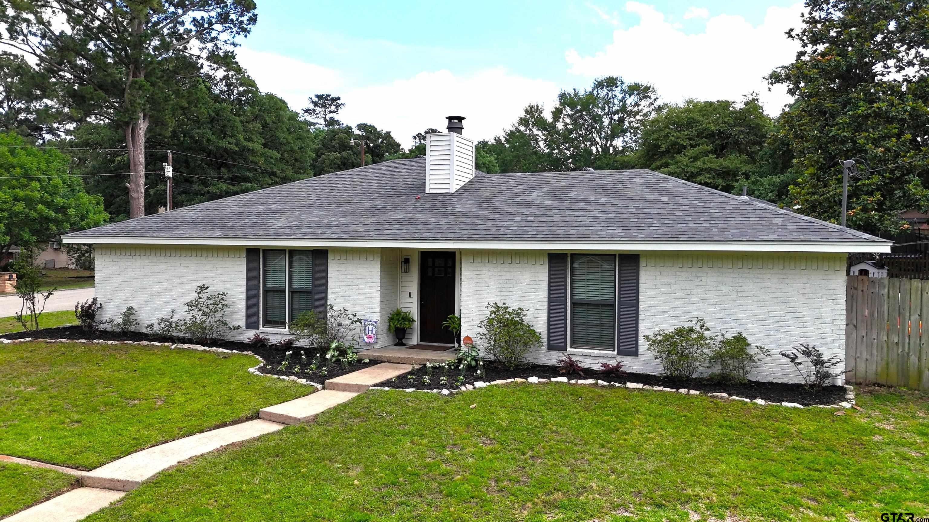 19017 Pinedale Circle