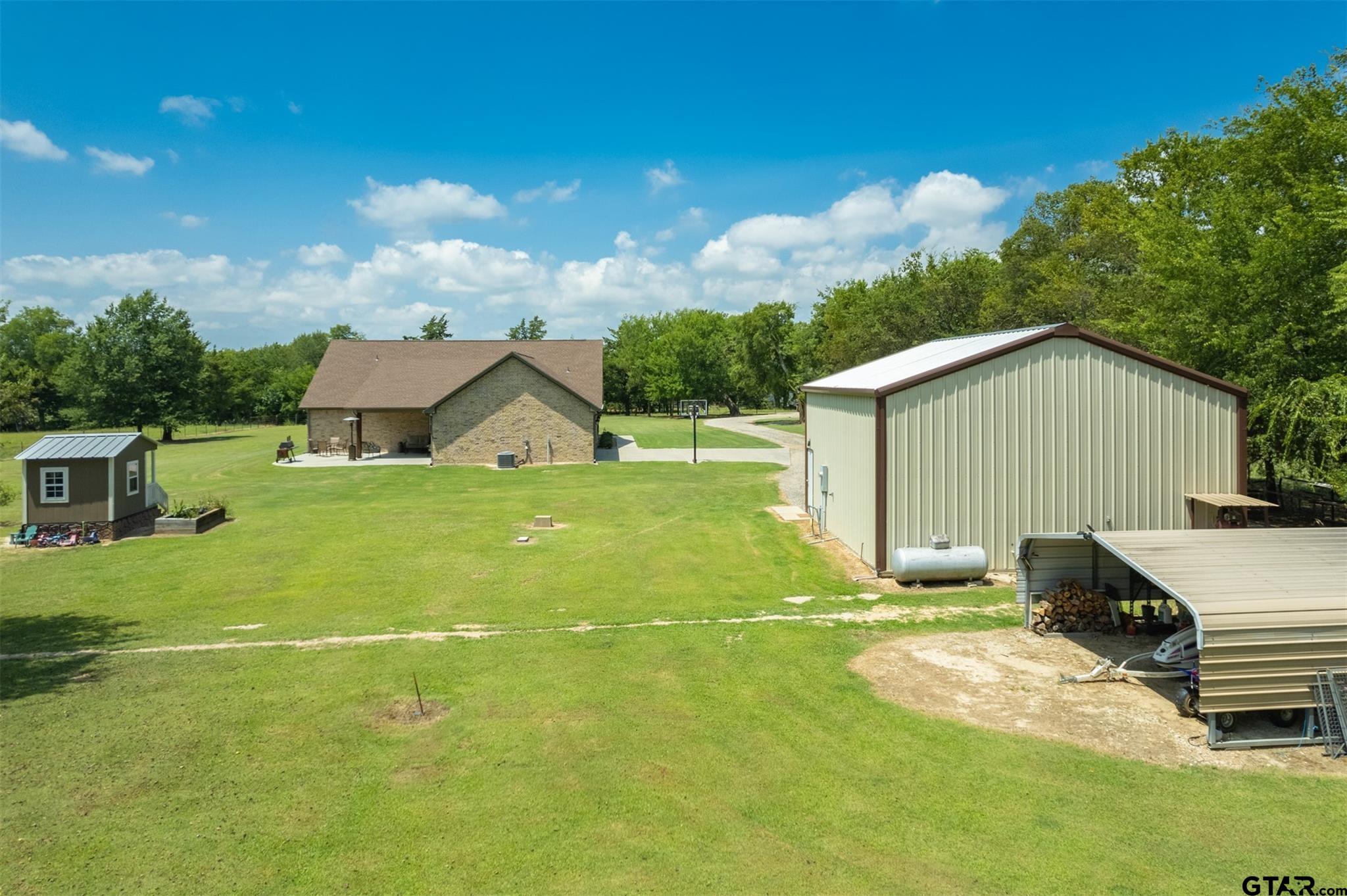 16 County Road 1193
