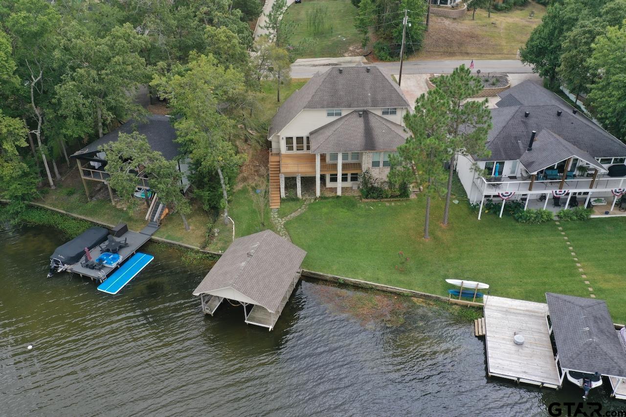 521 Hideaway Ln Central