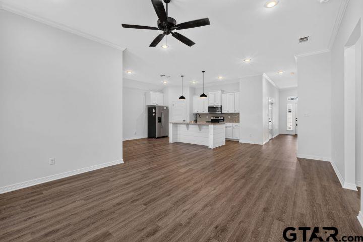 3091 Royal Garden Road
