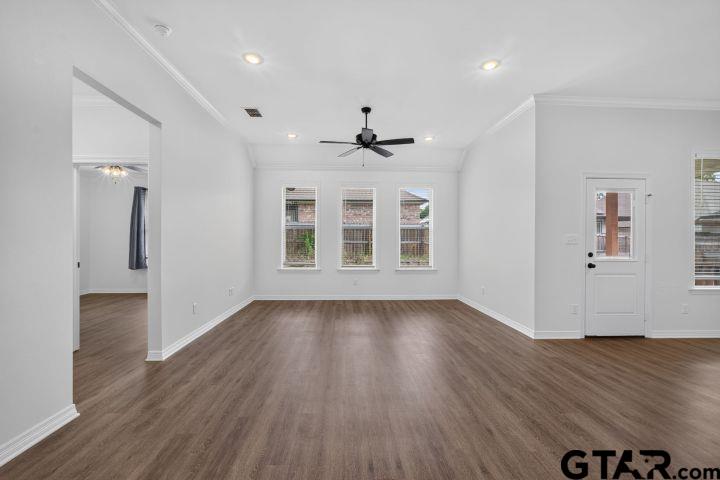 3091 Royal Garden Road