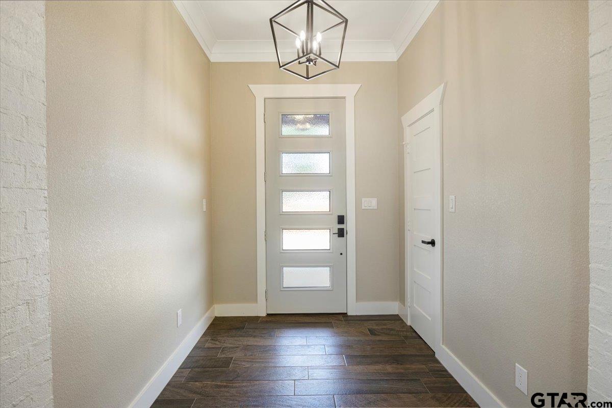 12255 Oak Grove Drive