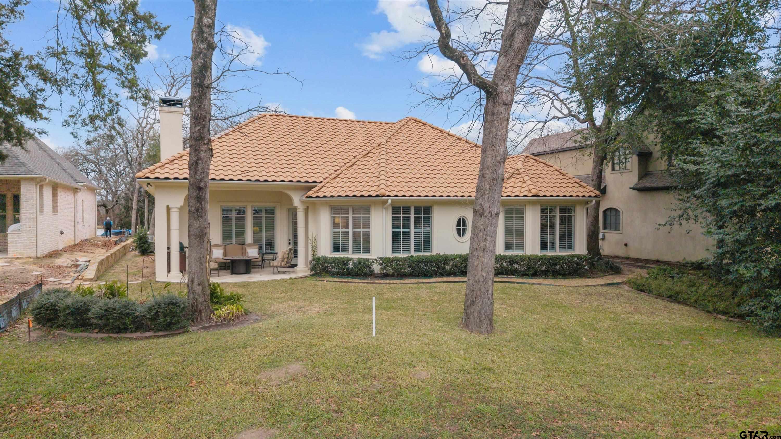 4306 Cascades Boulevard