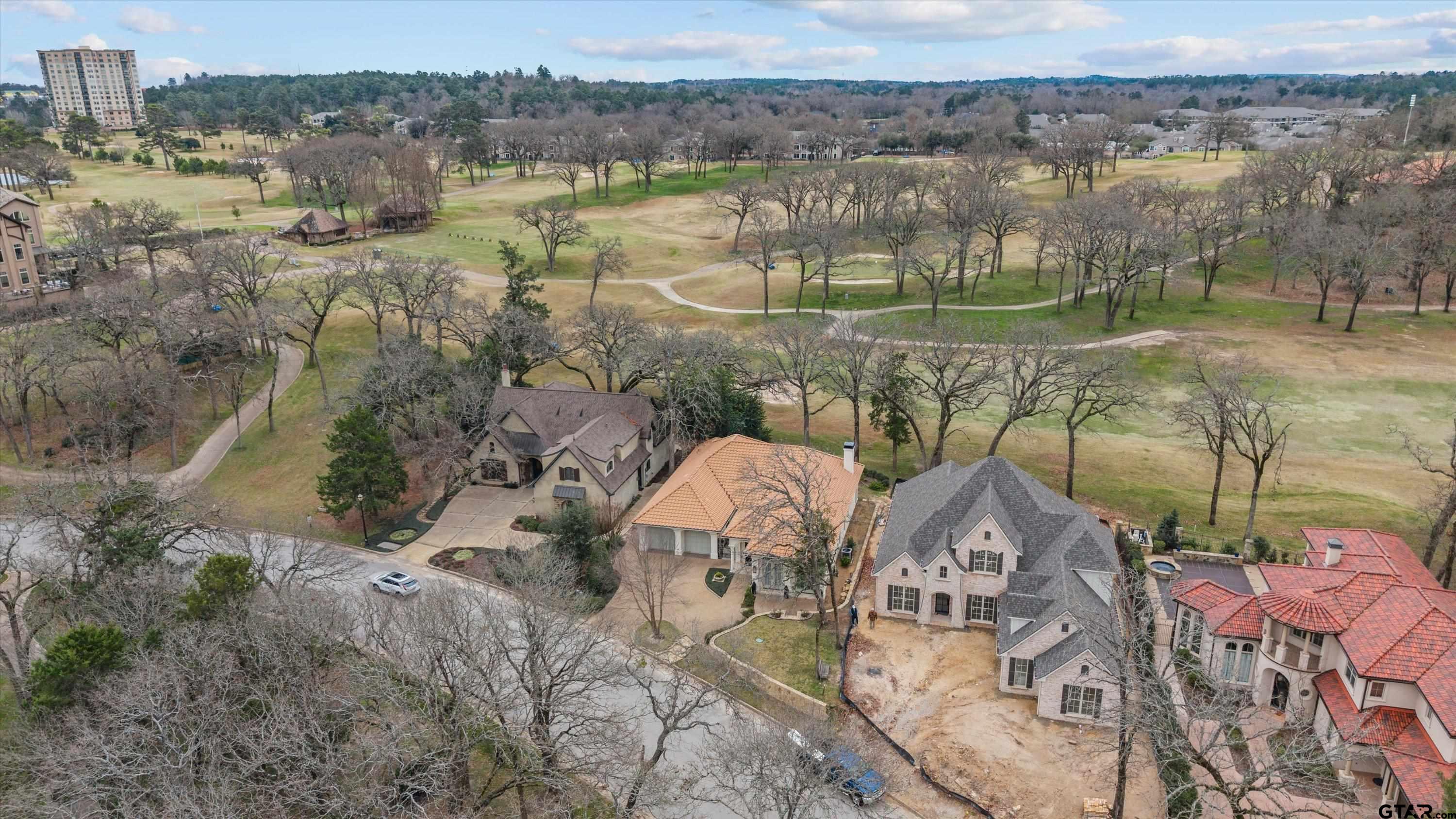 4306 Cascades Boulevard