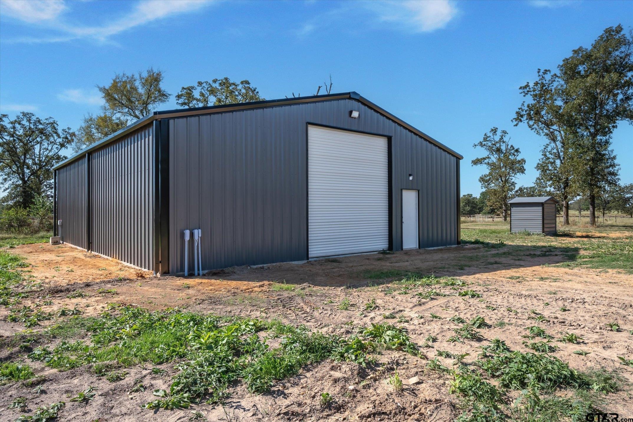 806 County Road 2918