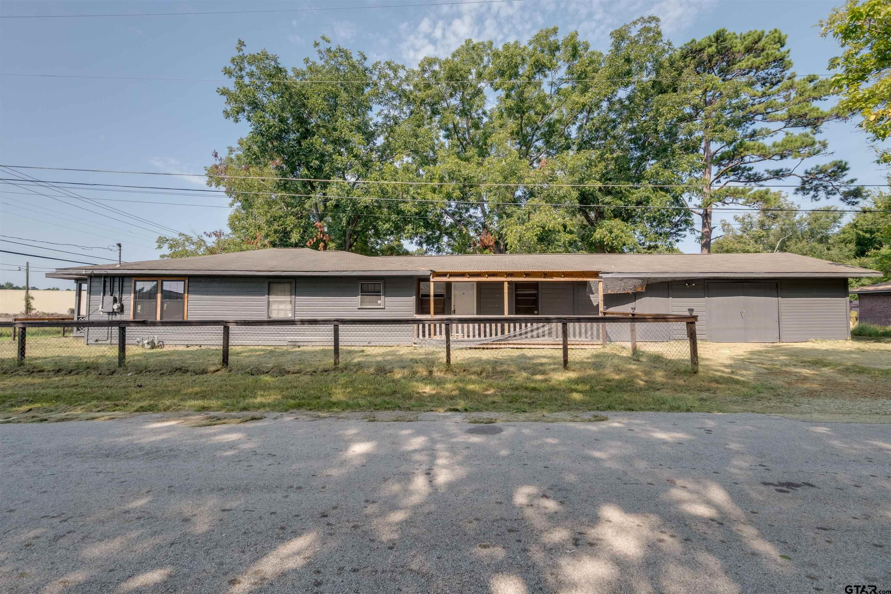 409 W Point Tap Rd