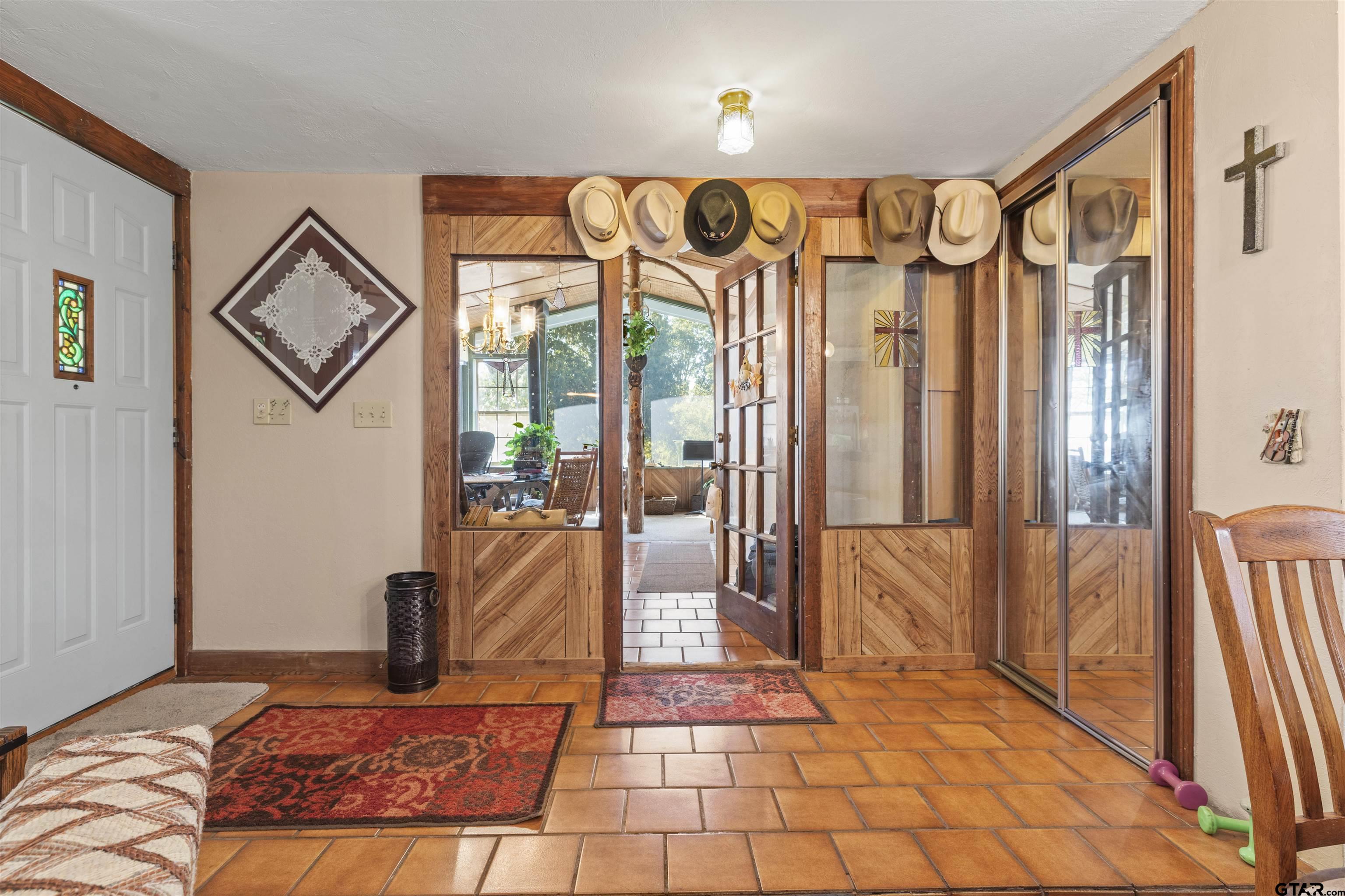 277 County Road 2958