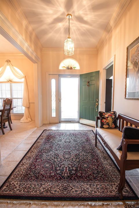 402 Prince Charles Whitehouse TX 75791