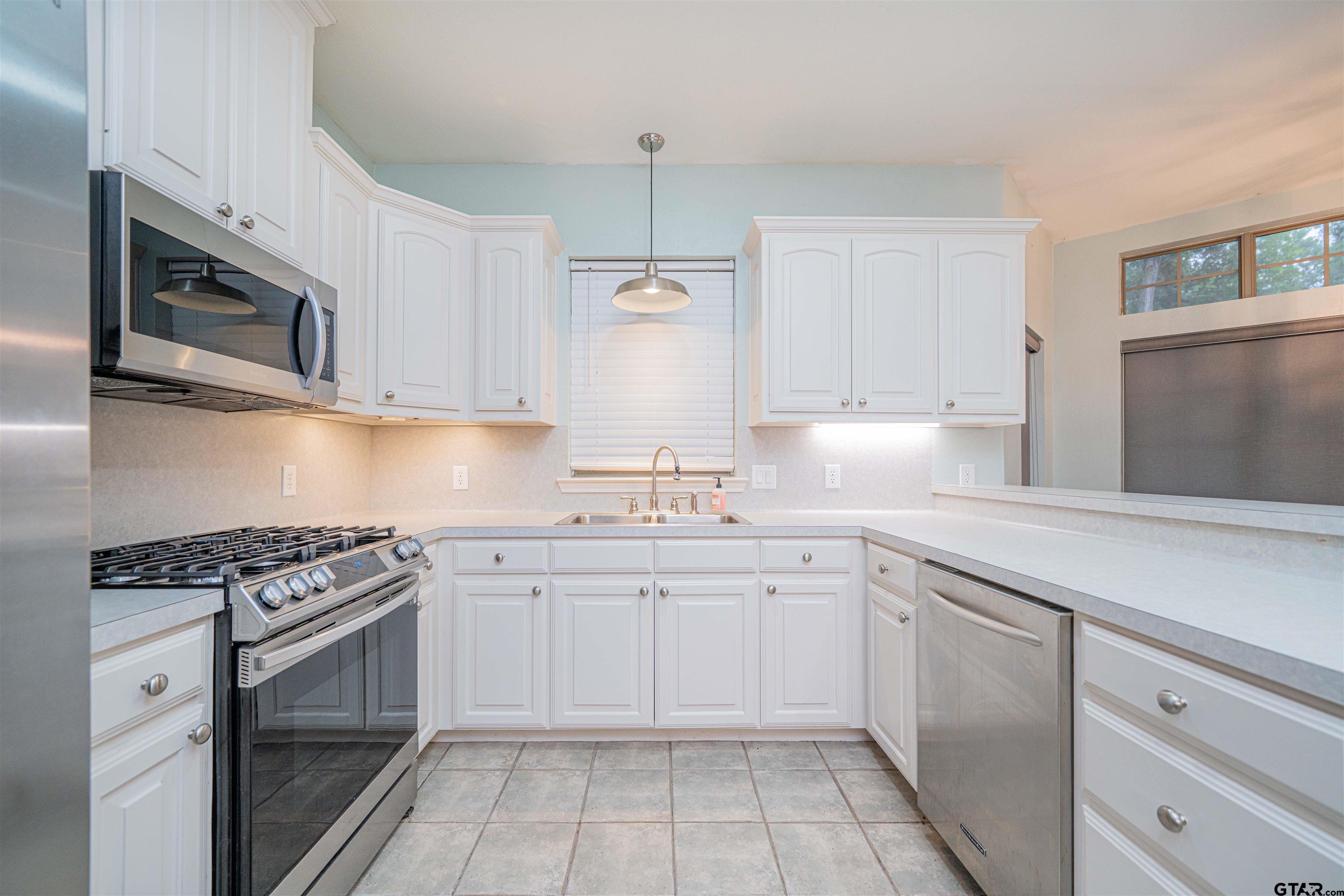 169 Private Road 8519