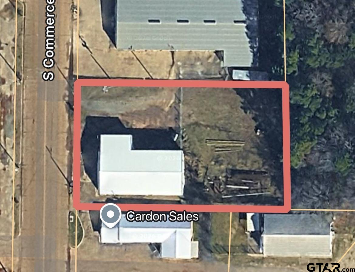 812 S Commerce St.