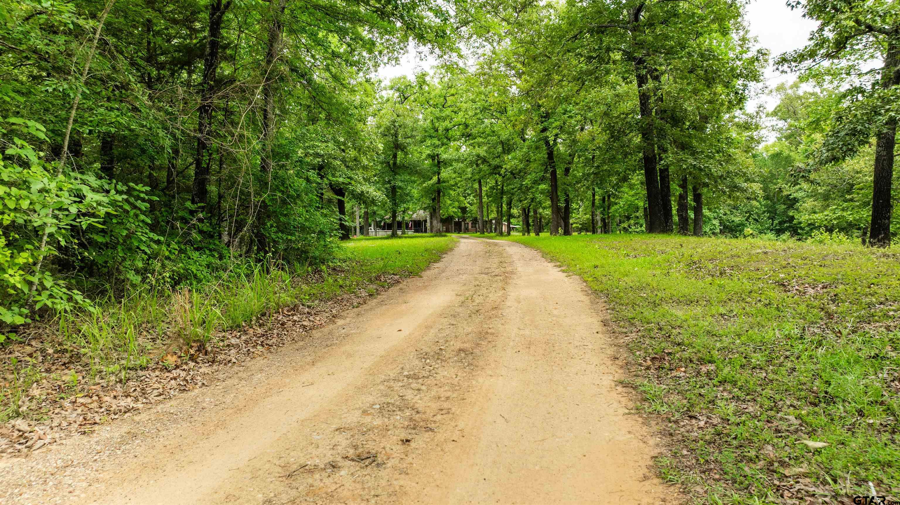 251 Private Road 8179