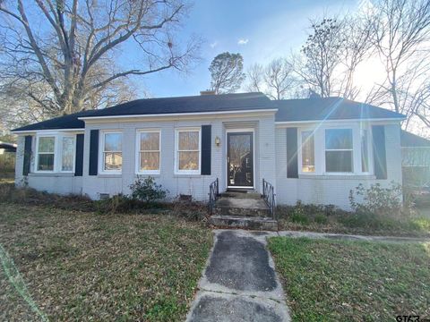 1 Wanda Court Marshall TX 75670