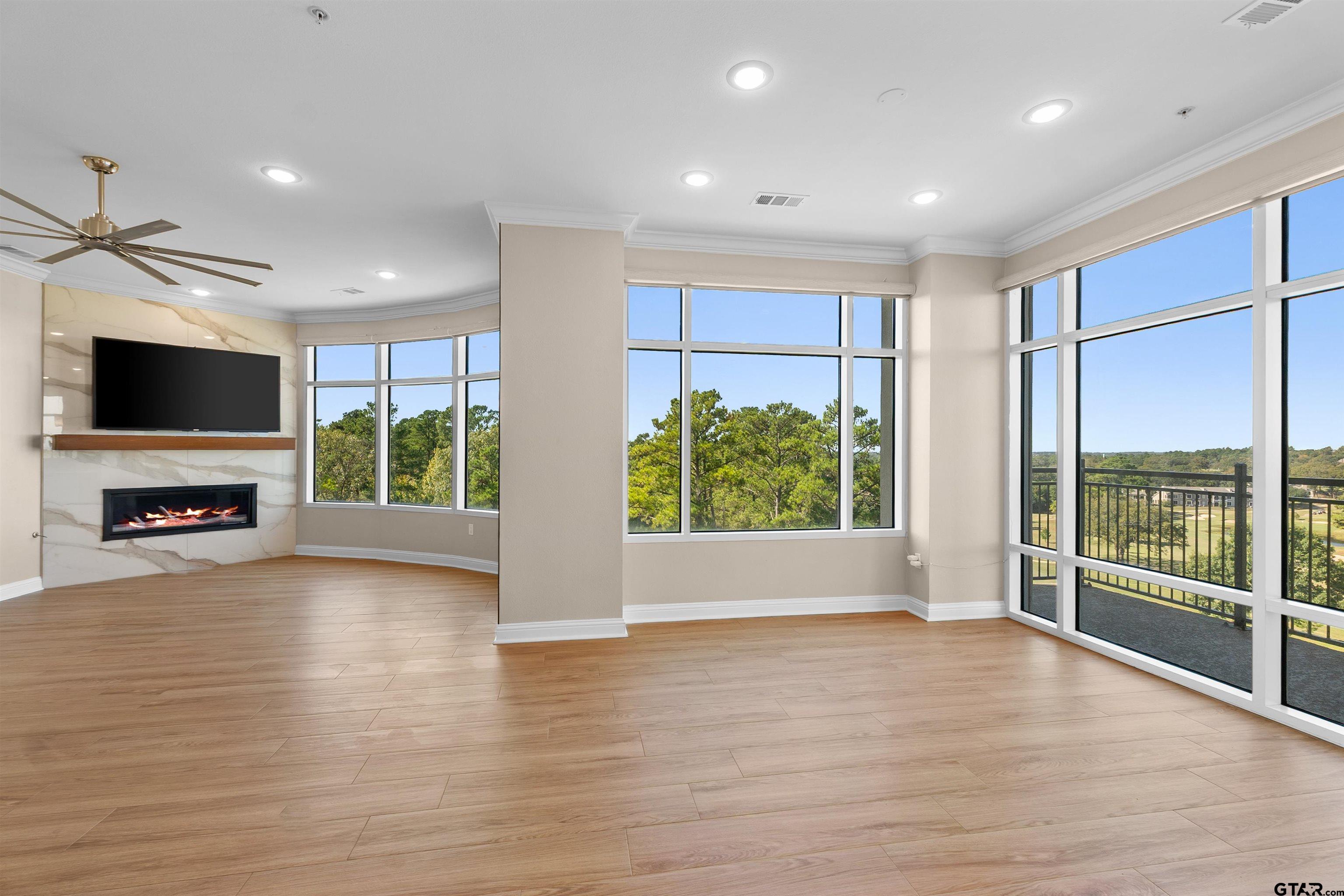 2801 Wexford 601
