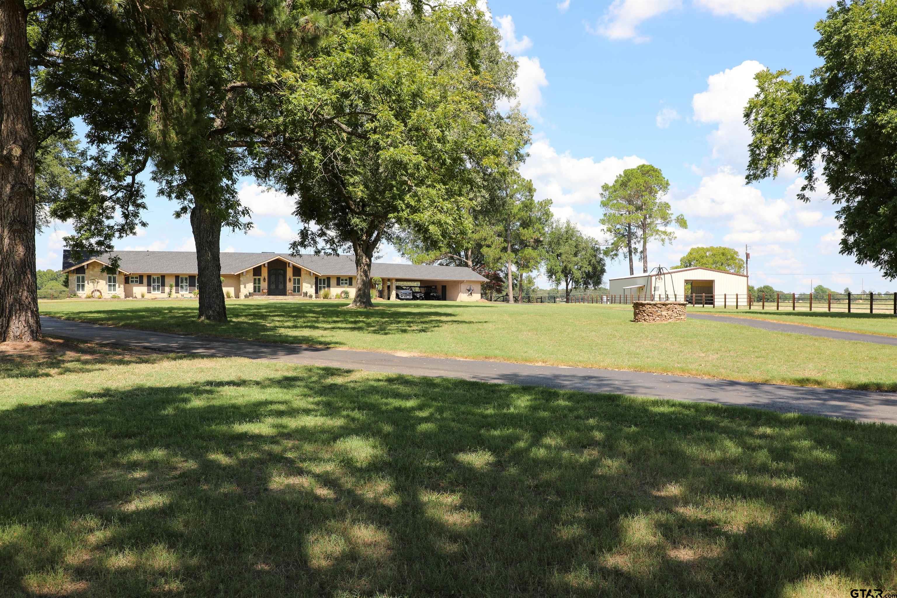 2125 W HWY 11