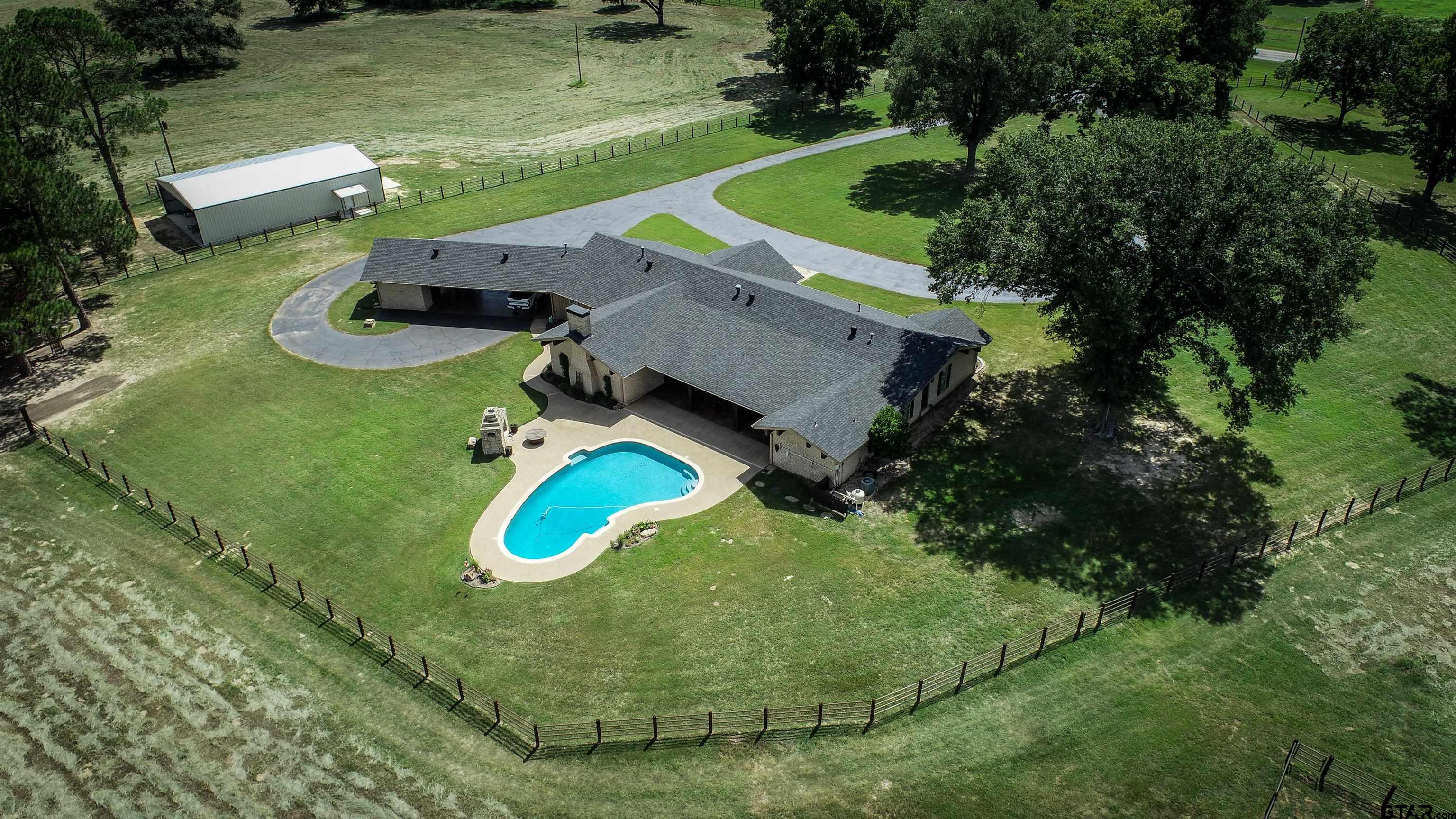 2125 W HWY 11