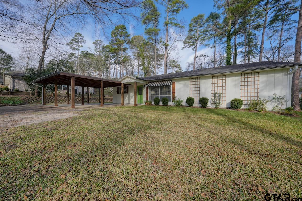 1547 Hideaway Ln West