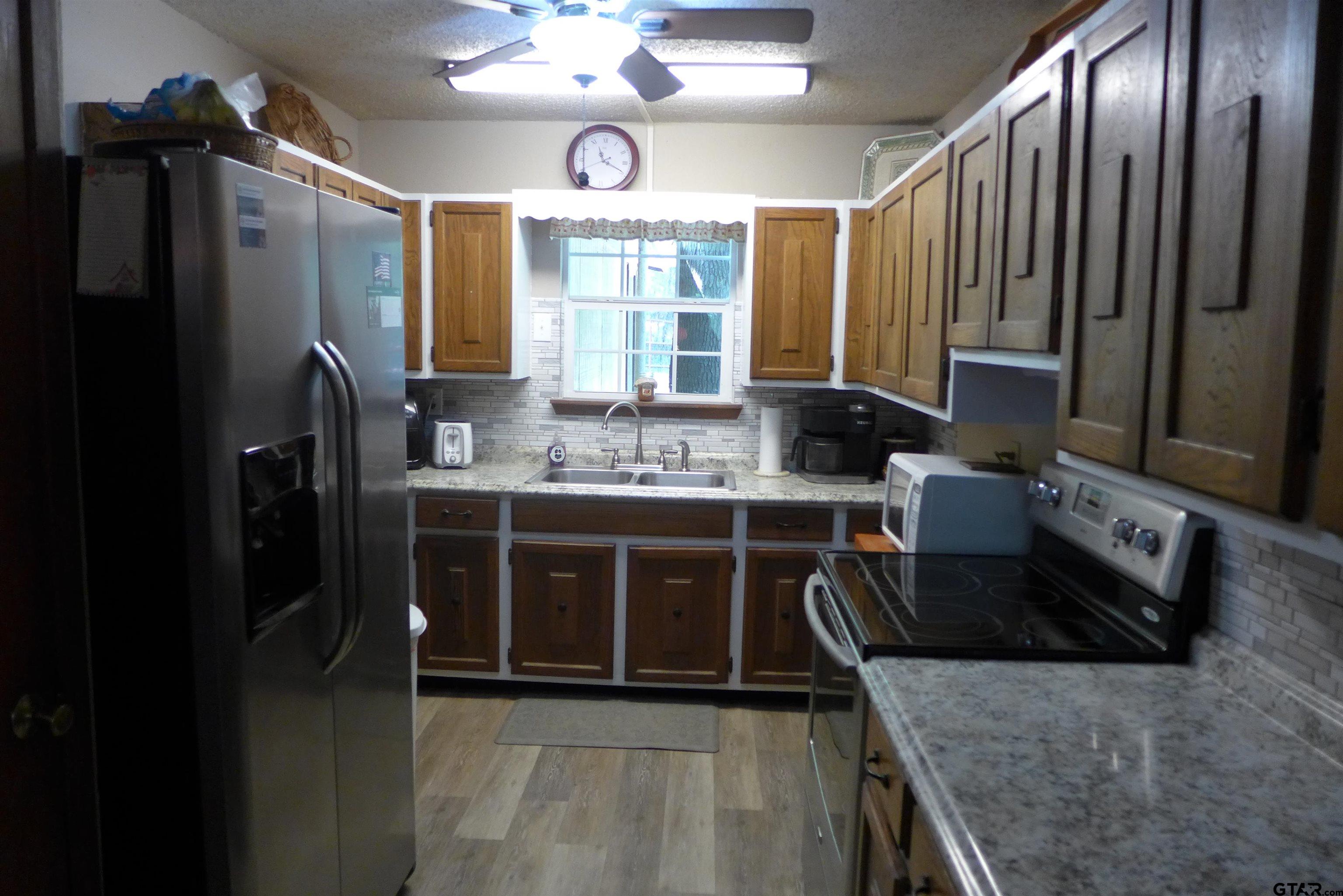1101 King John Dr