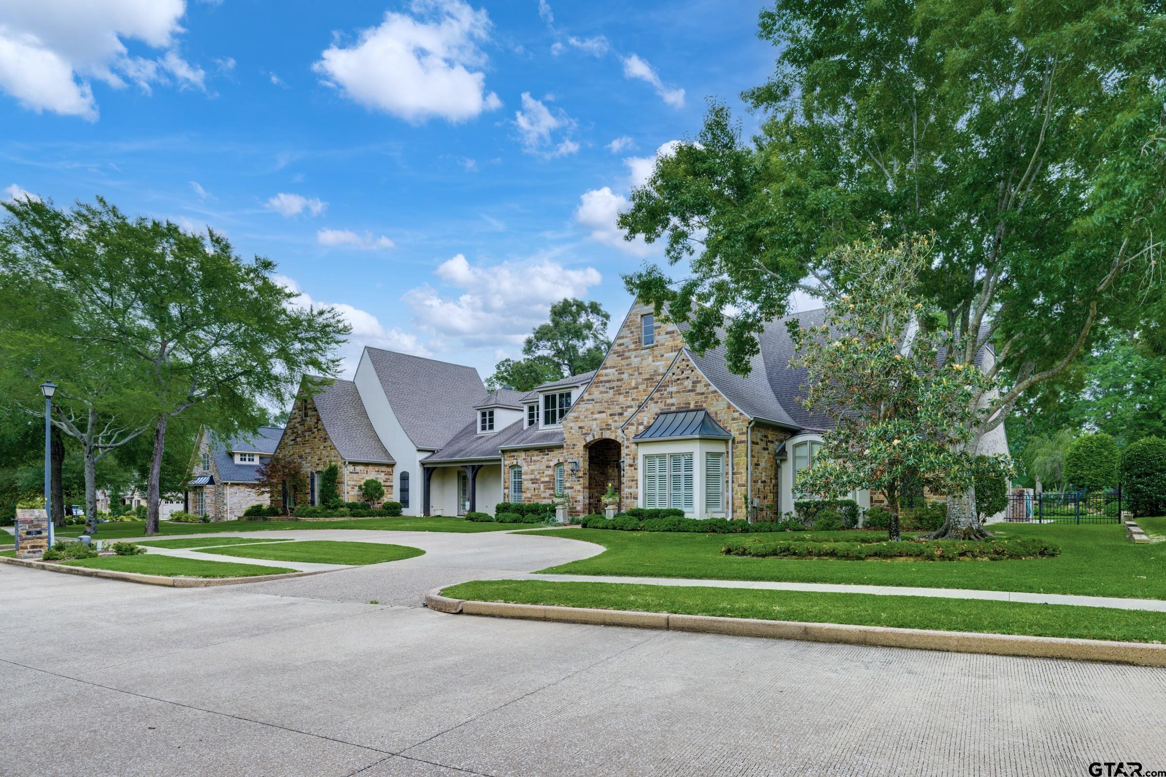 120 Whispering Pines