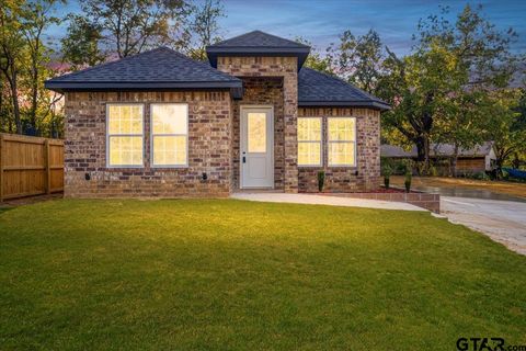 1204 Kennedy Tyler TX 75702