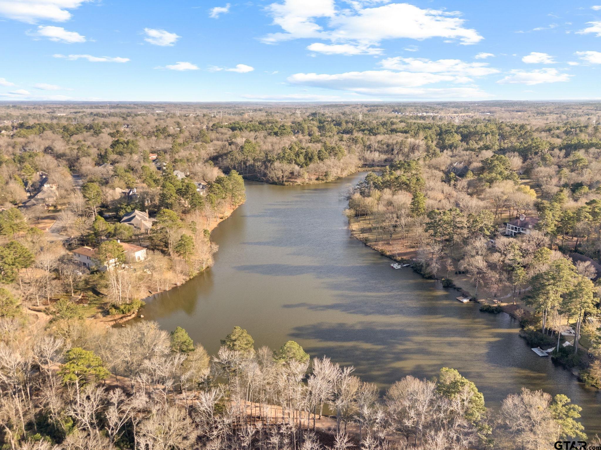 1975 Stonegate Valley Dr.