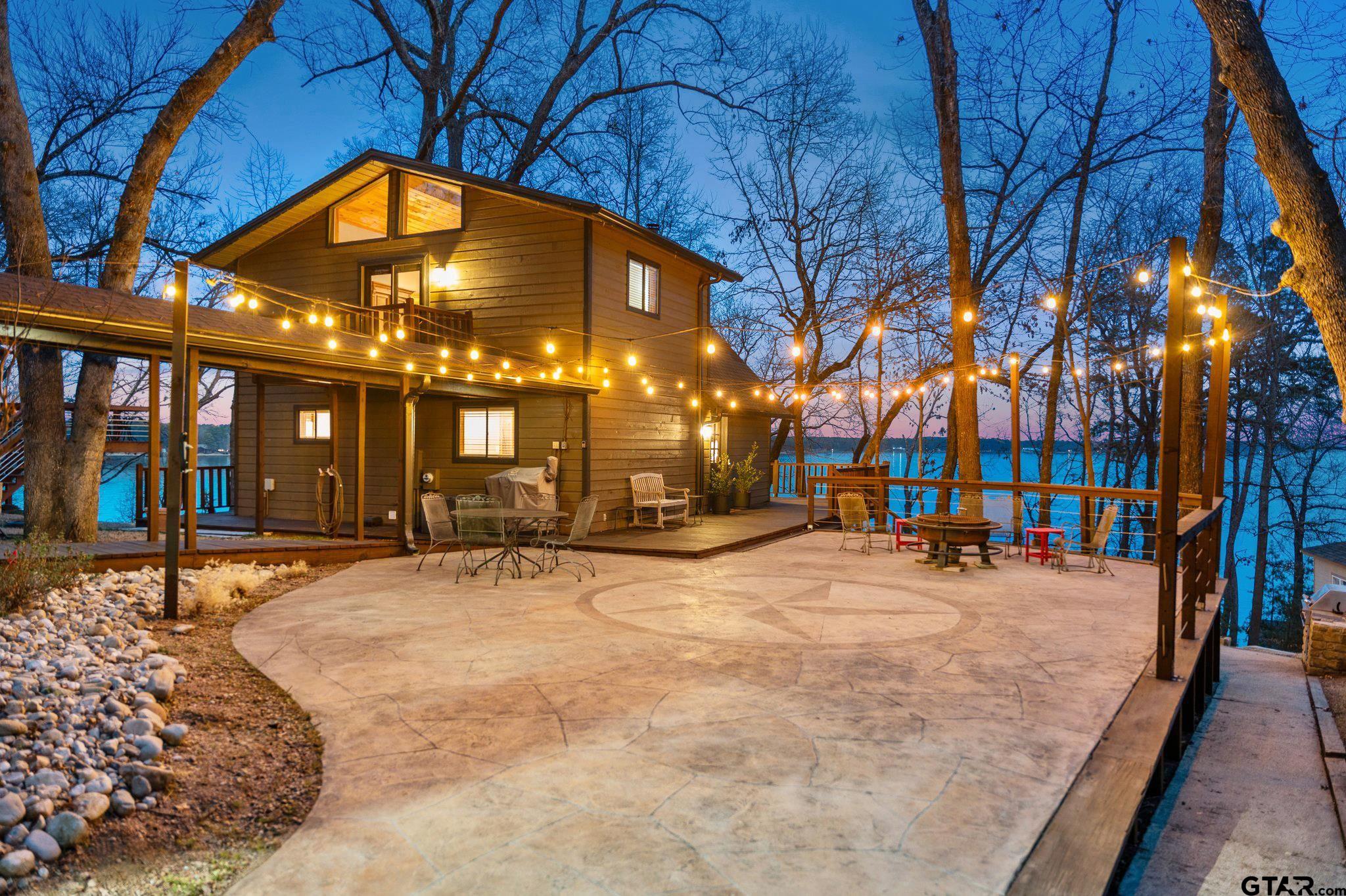345 E El Dorado Dr