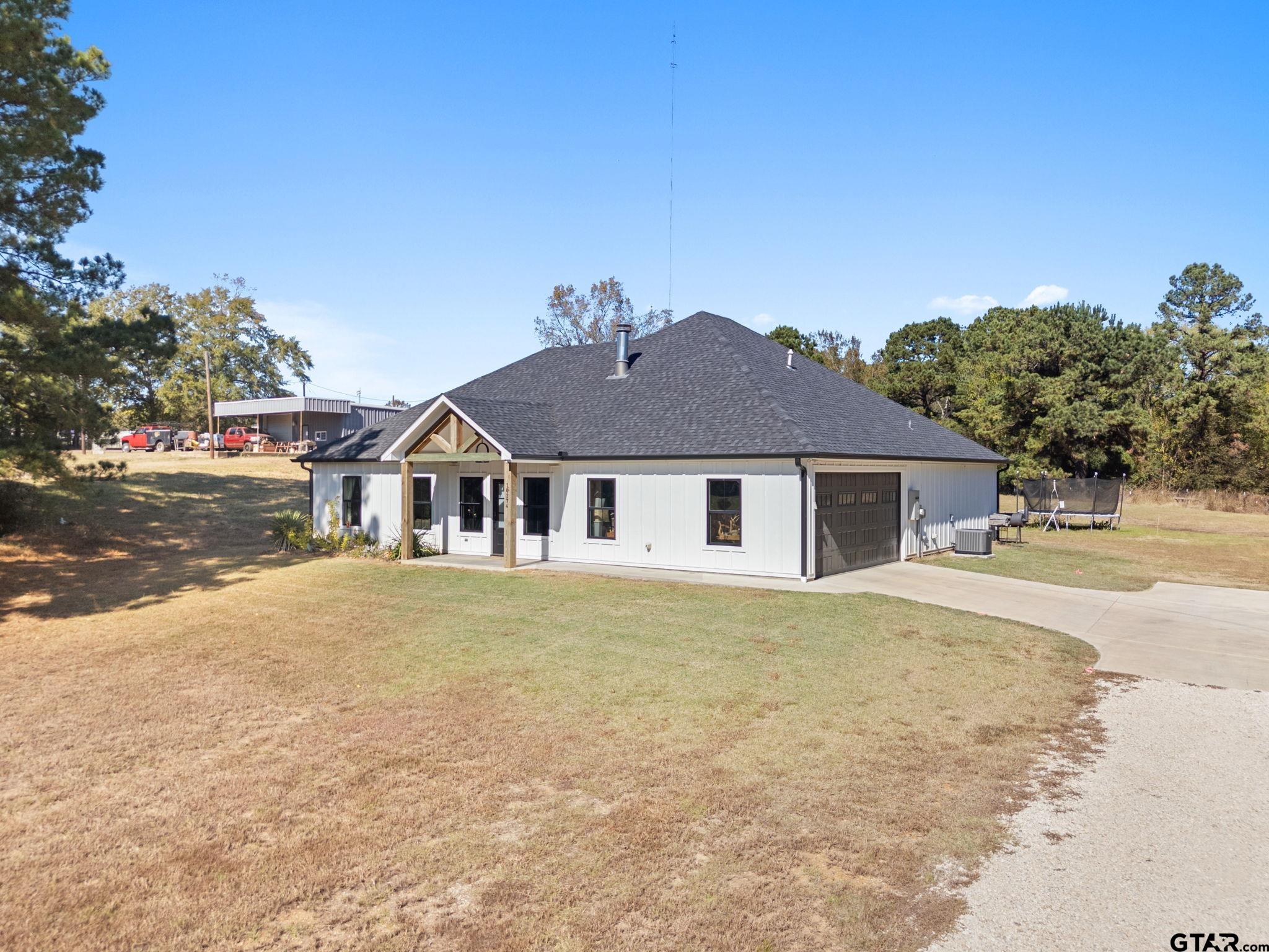 10374 St Hwy 204