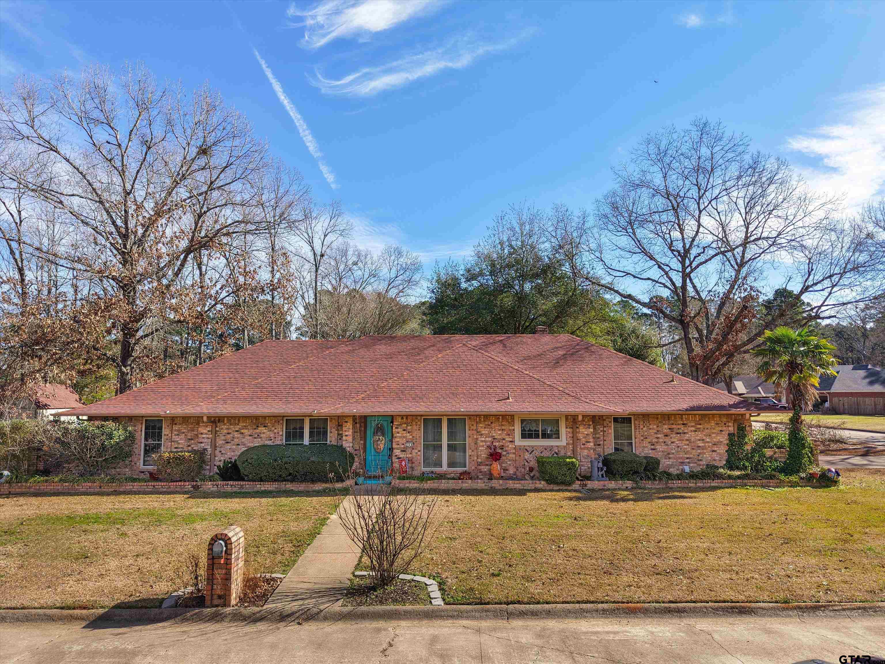 Photo 1 of 34 — 306 Pueblo Dr., Gilmer, TX 75644