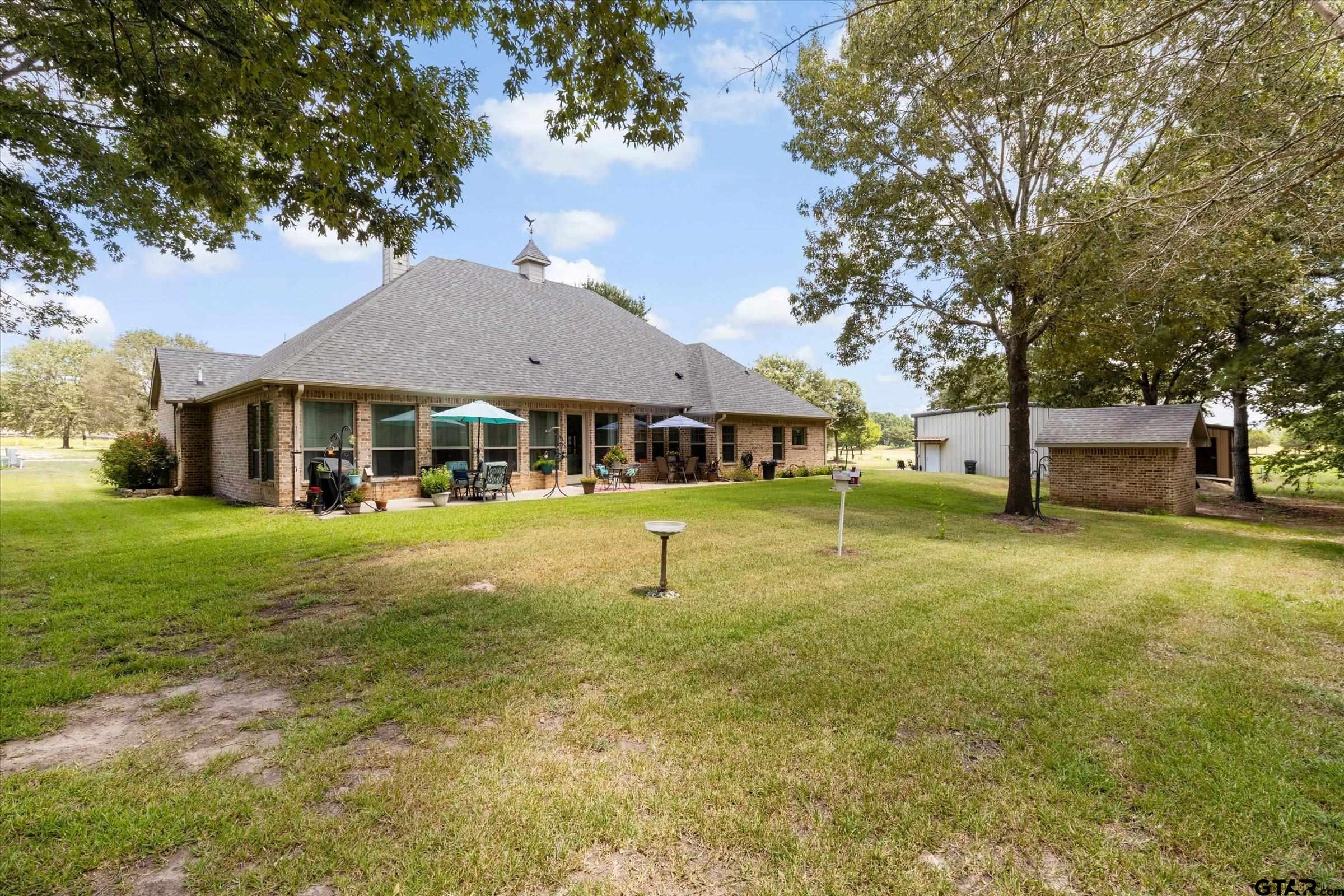 22828 Babes Landing