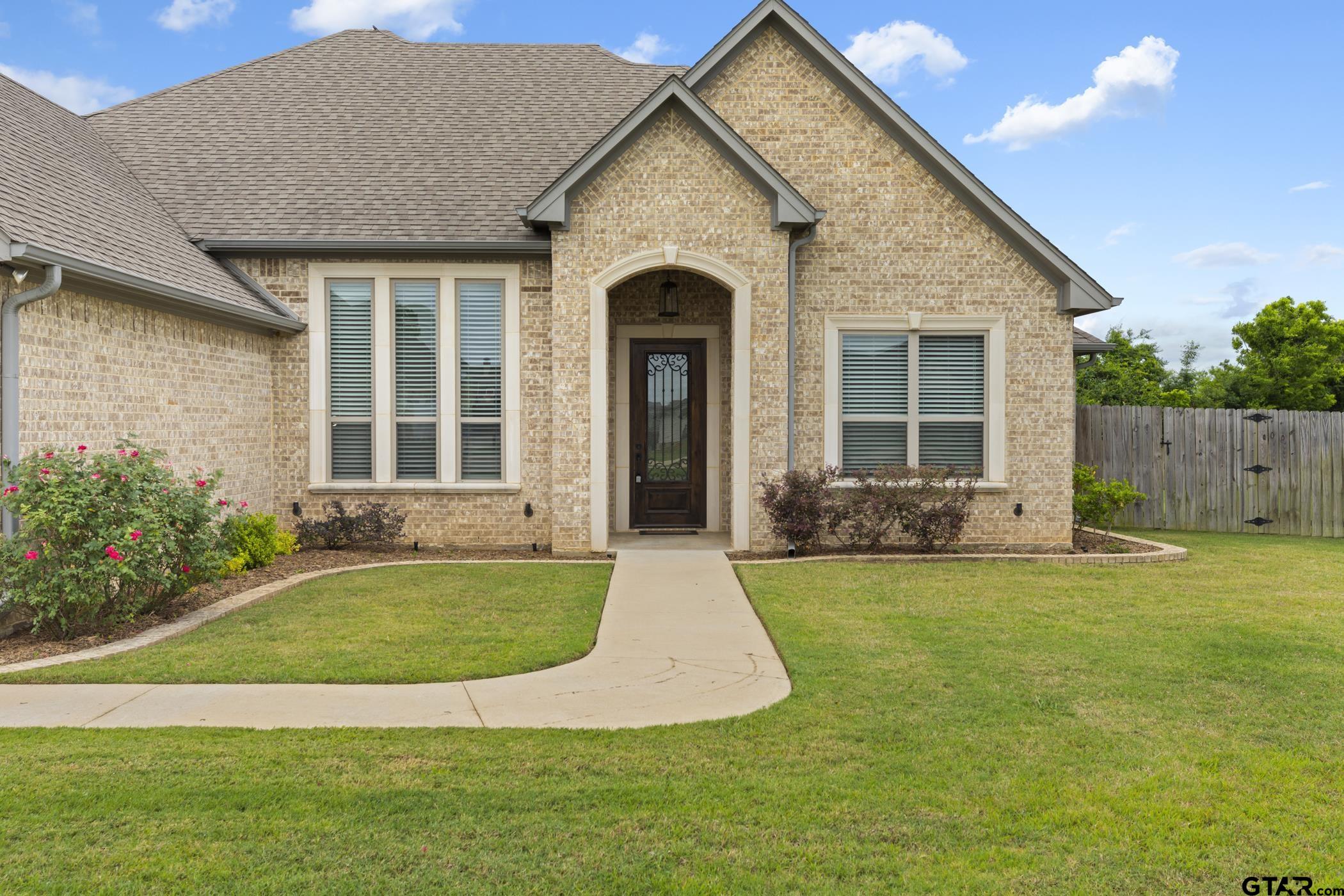 21553 Castle Rock Circle