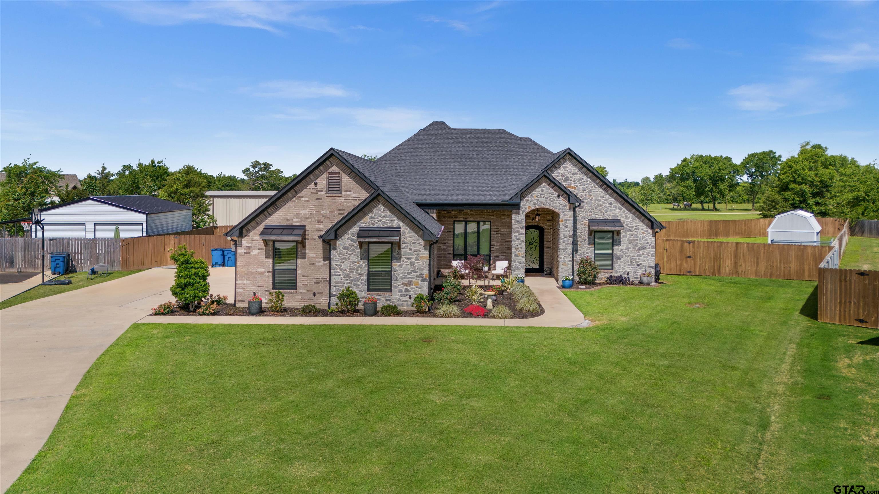 21562 Castle Rock Circle