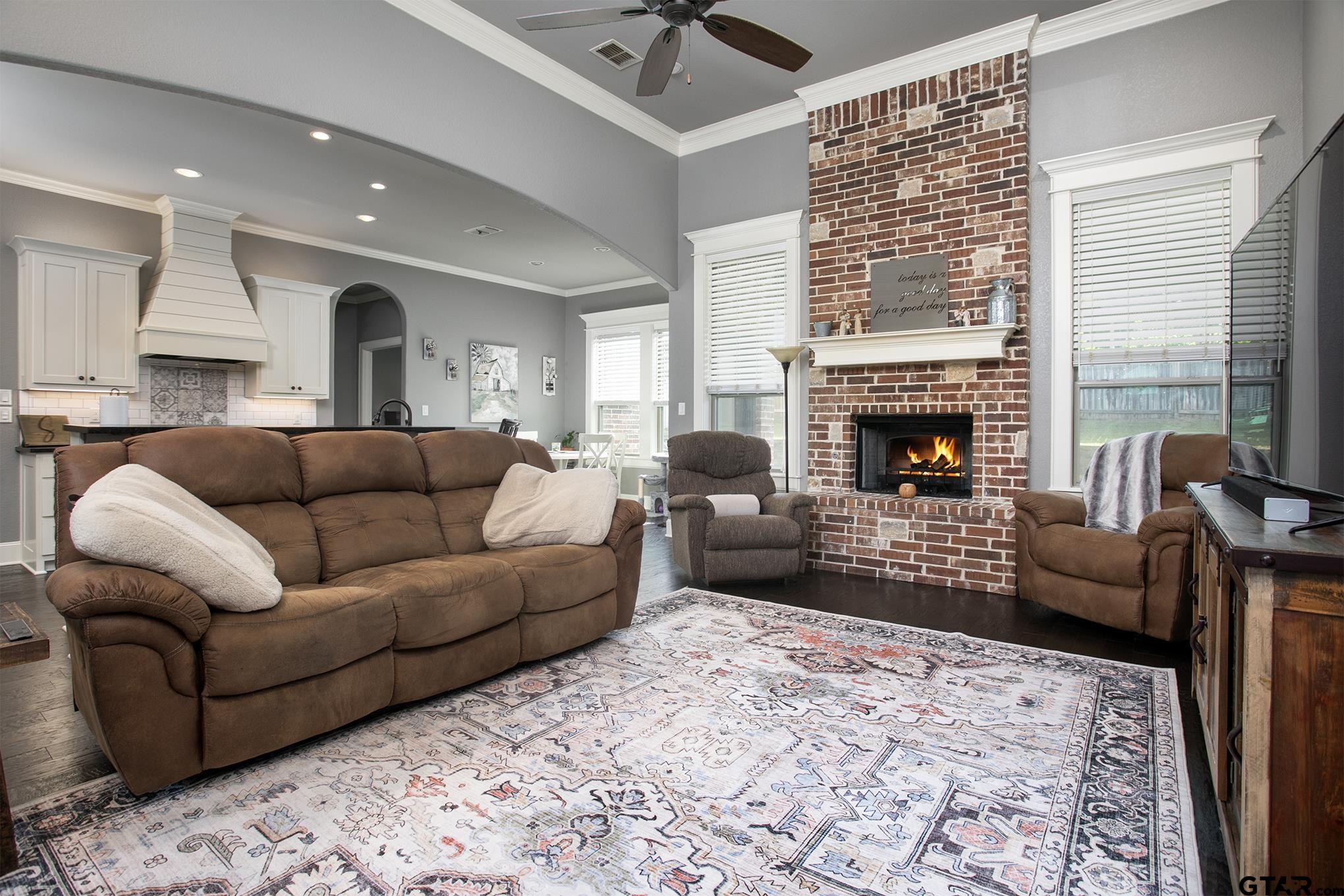 18847 Spanish Oak Ct