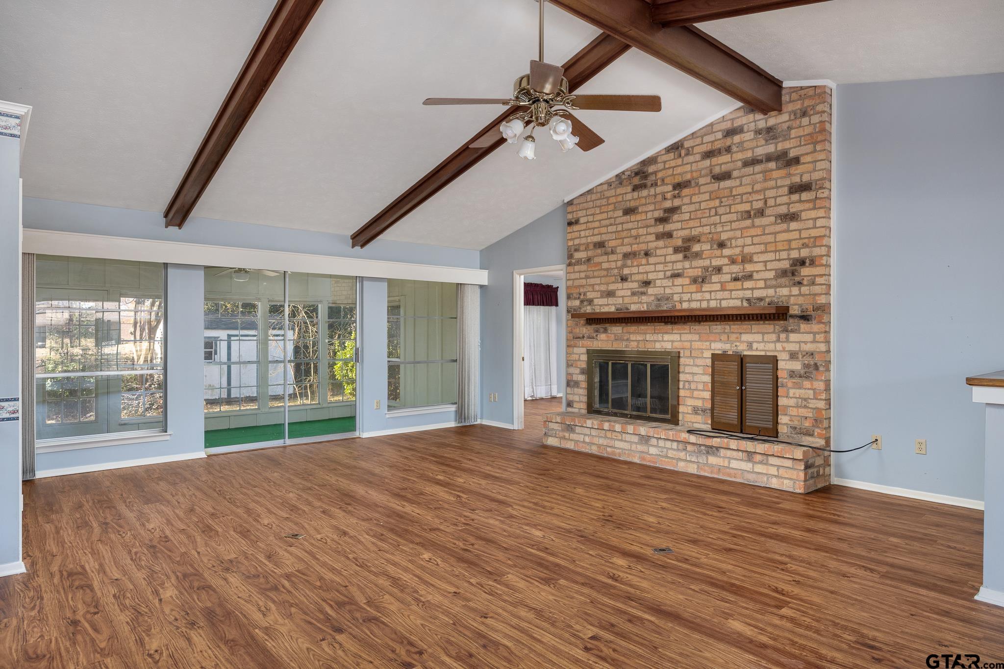 126 Hideaway Lane East