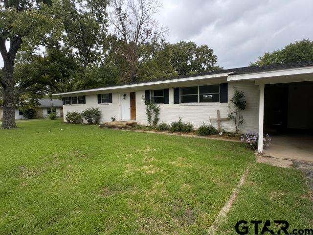 983 E Main Street