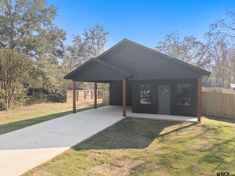 100 Wilson Arp TX 75750