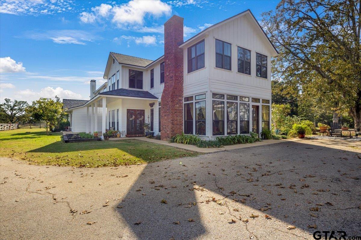 395 County Road 2482