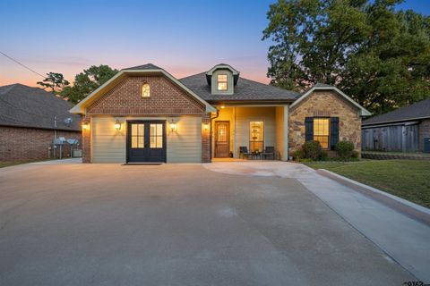 3726 Bill Owens Pwky Longview TX 75605
