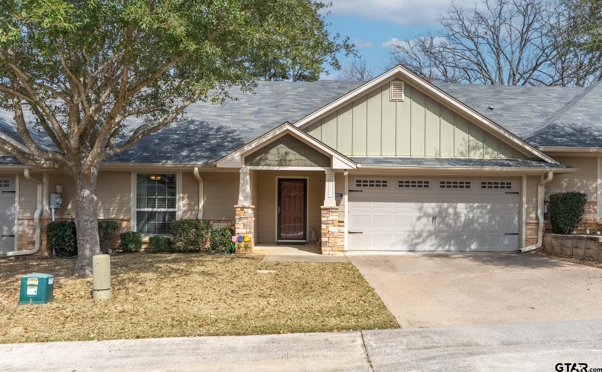 421 W Cumberland Rd #1402