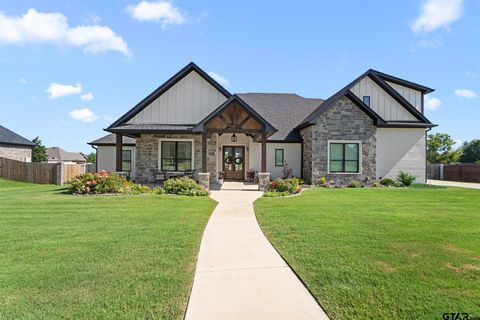 211 Bush Buck Way Bullard TX 75757